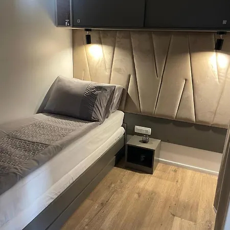 Mobile Jana Camping