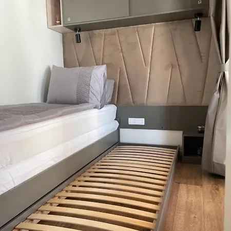 Kamp Mobile Jana